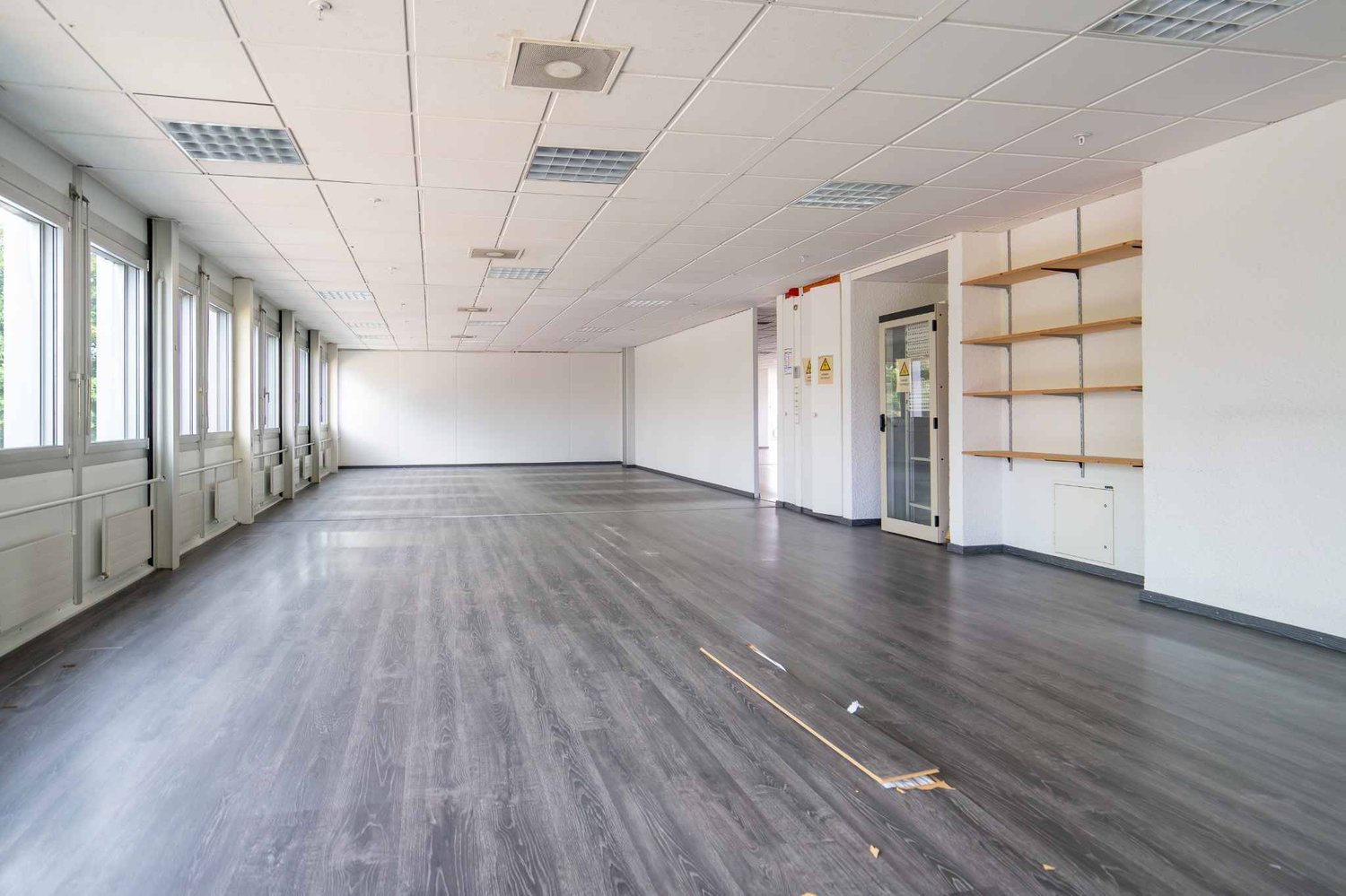 626m² office, photo 5 of 6