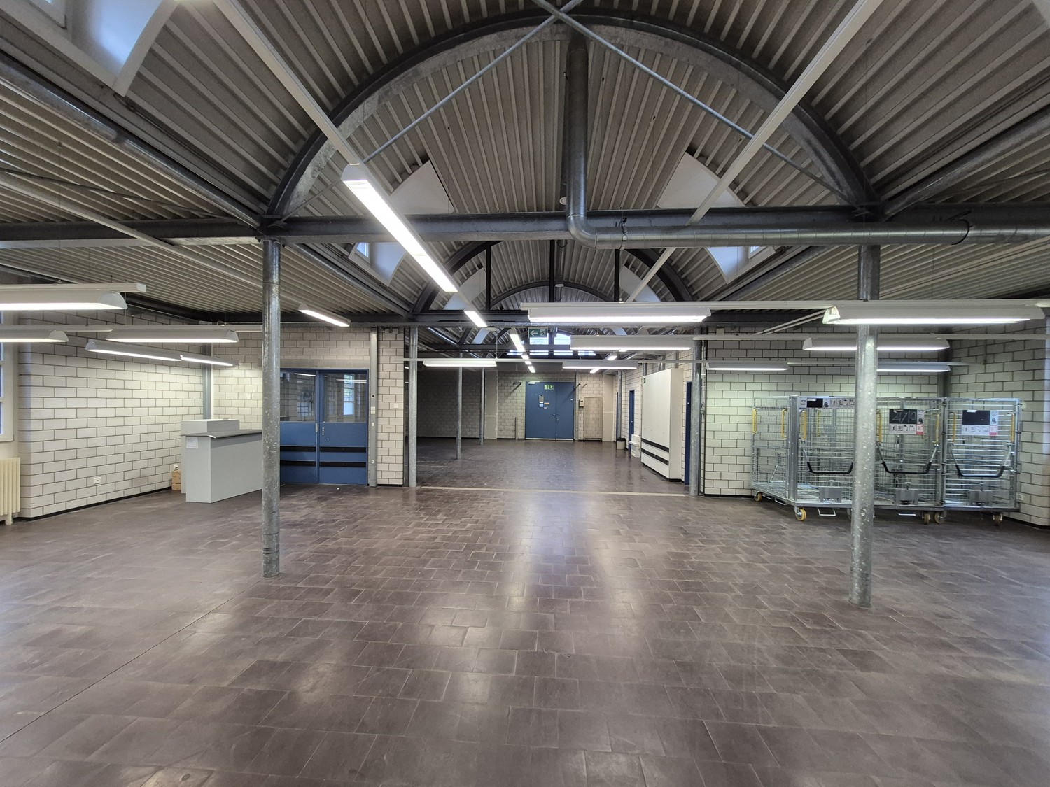 Negozio di 390m²