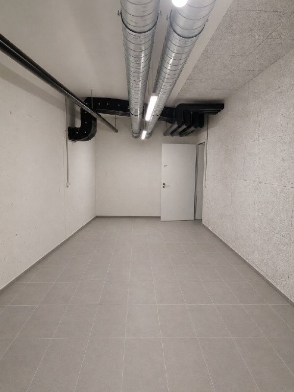 31m² storage room, photo 2 of 4