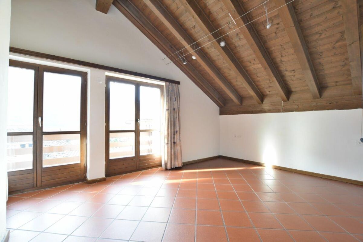 4 rooms single house