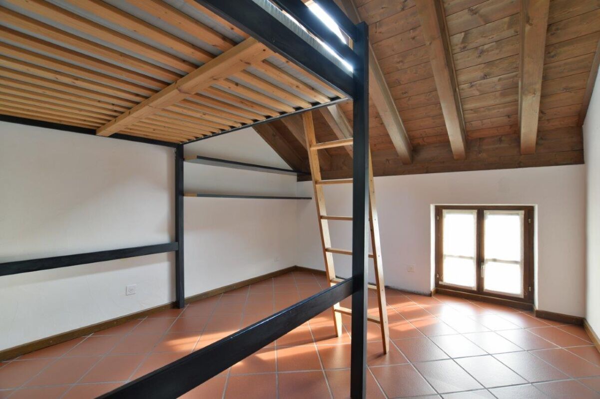 4 rooms single house