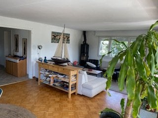 apartment in villa to share with garden and natural pool
smoker I am looking for a long-term flatmate after a 3 month trial period
dog welcome but must be gentle with the neighbors' cat

In addition to the rent, allow for charges of approximately 200.- per month