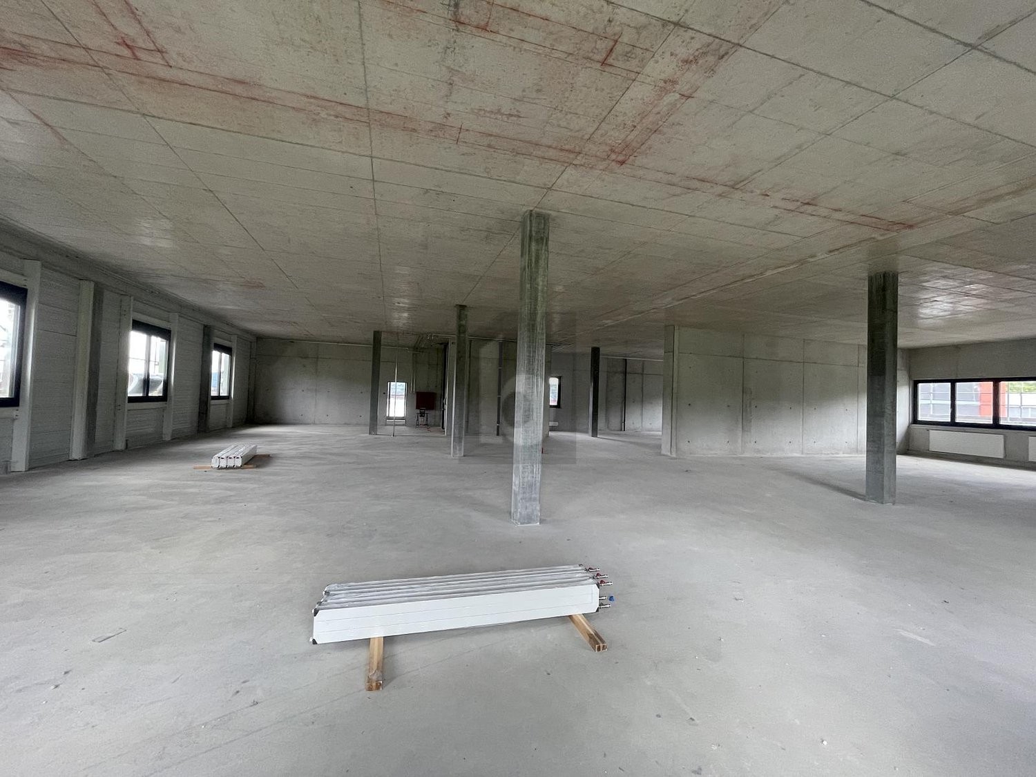 166m² industrial object, photo 4 of 4