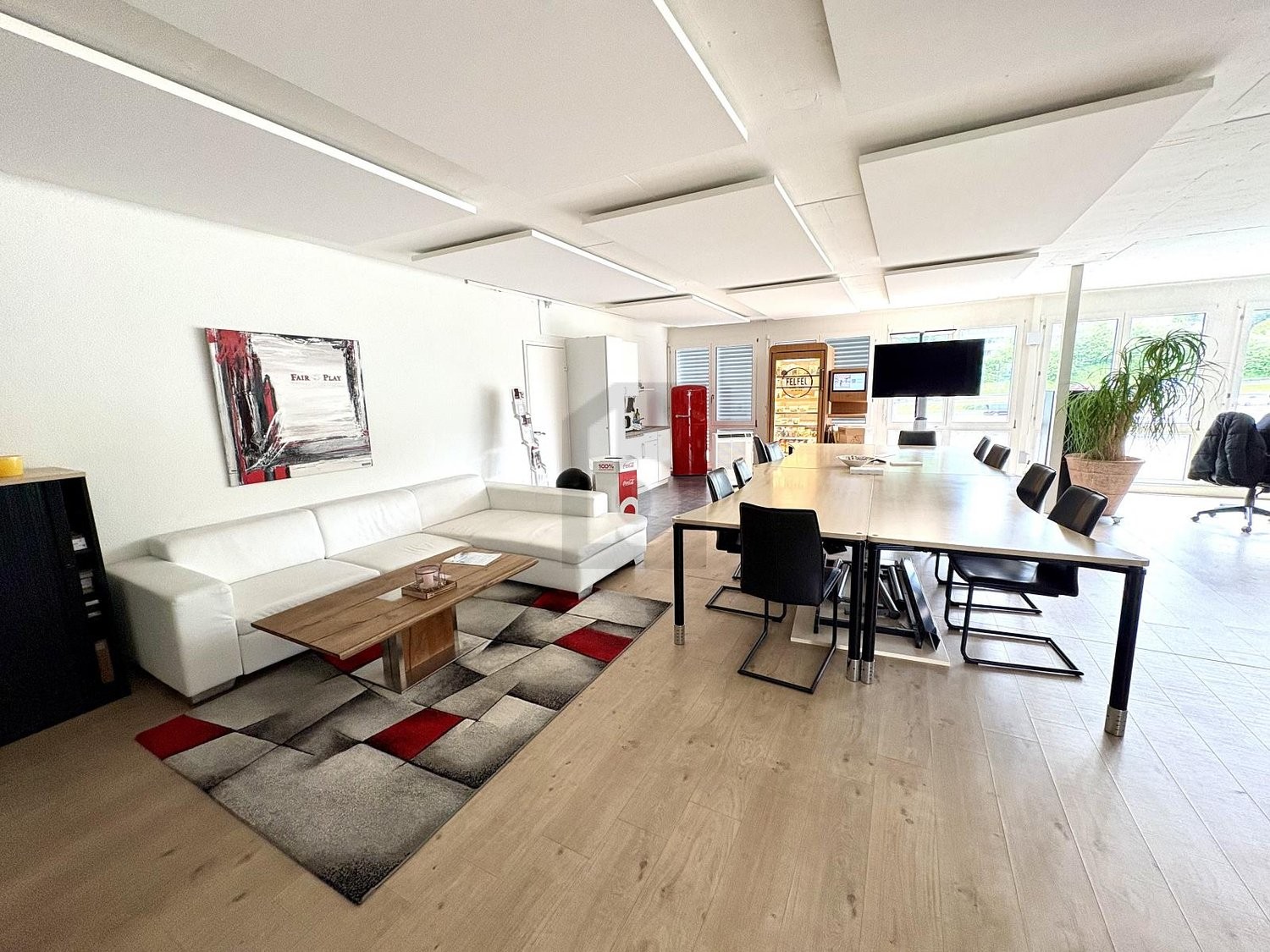 160m² office