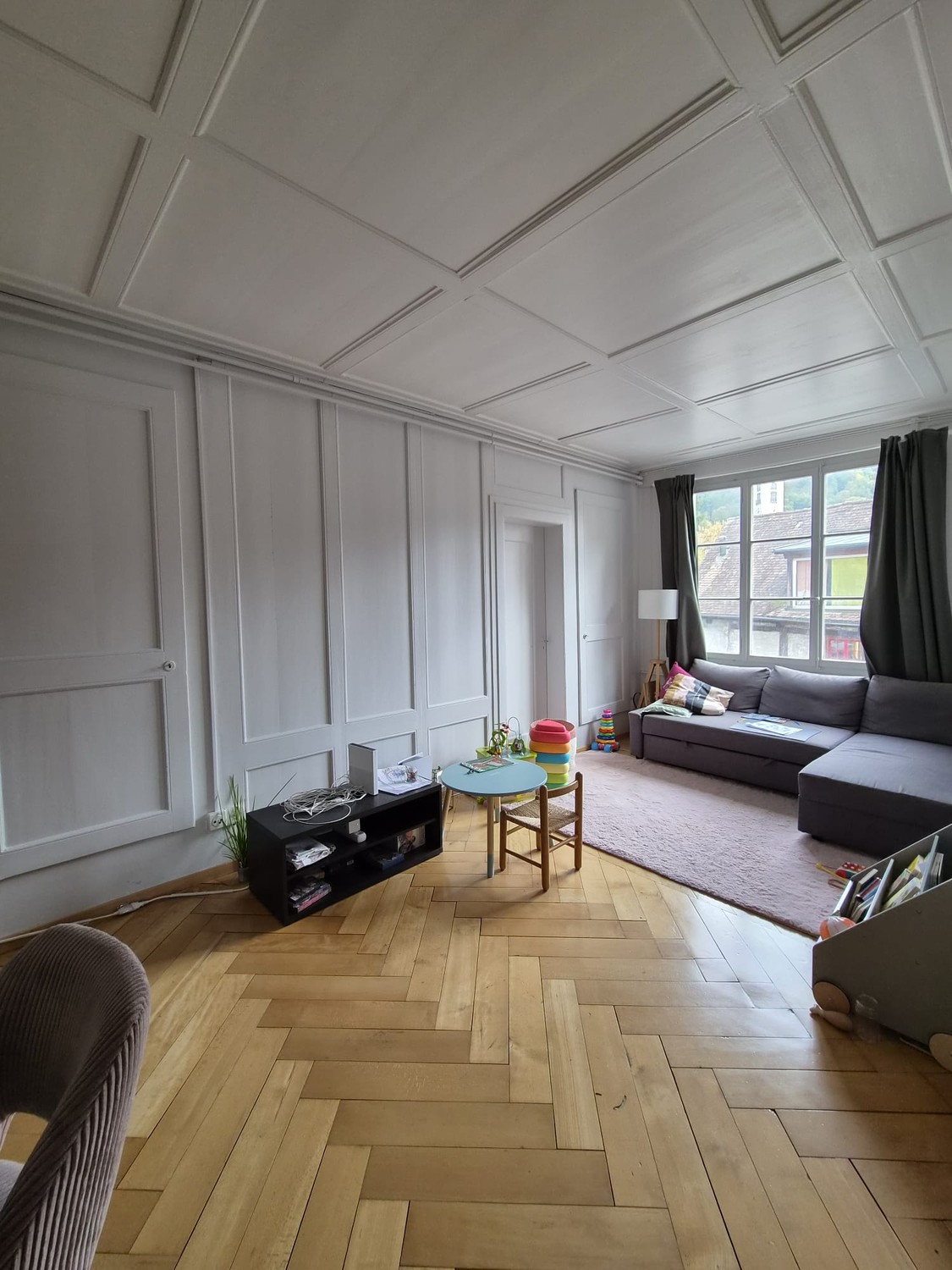 5 rooms apartment