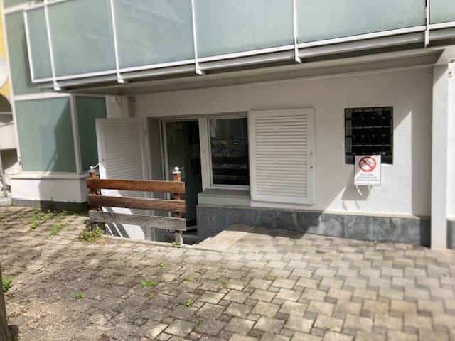 11-11m² commercial, foto 2 di 5