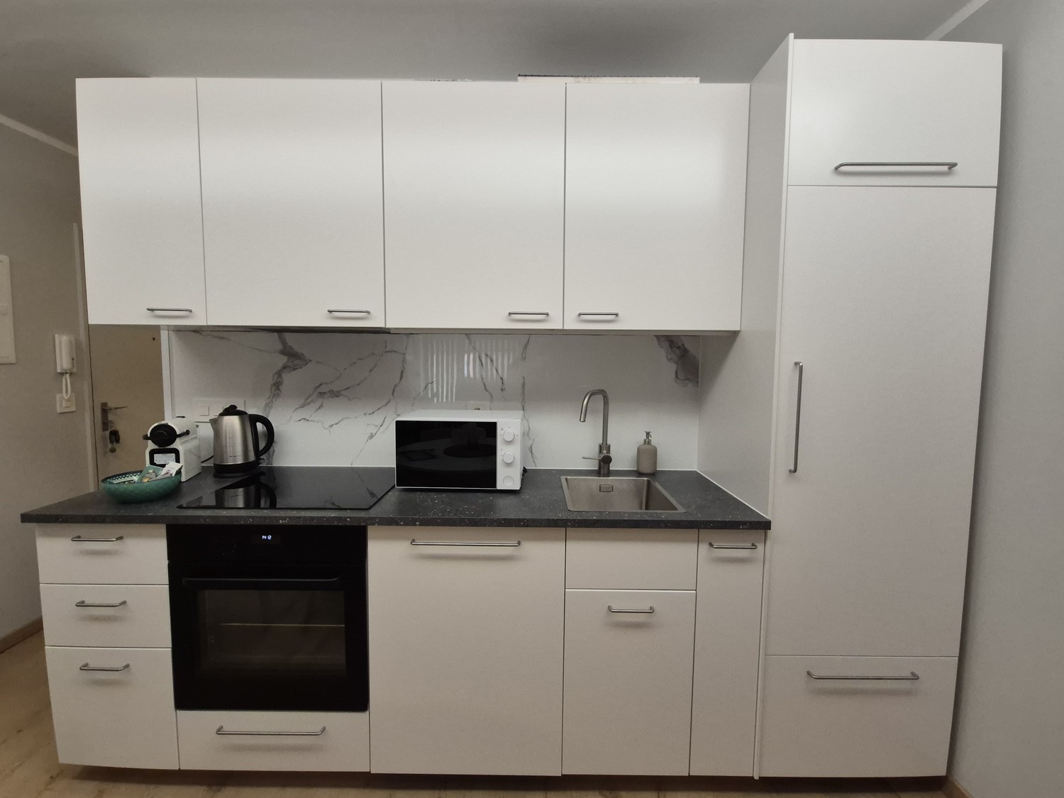 2 rooms apartment, photo 8 of 9