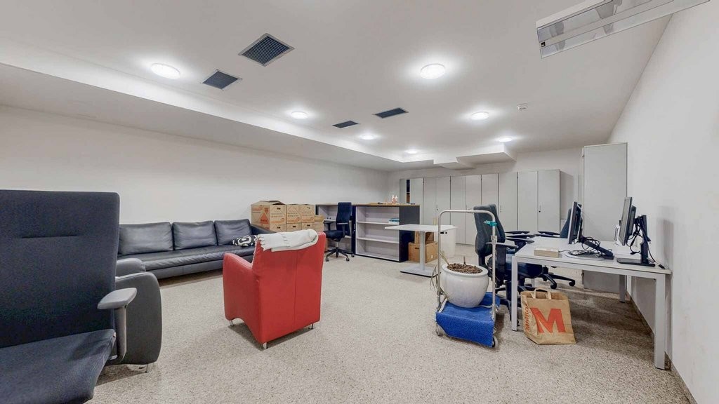 432m² office, photo 7 of 10