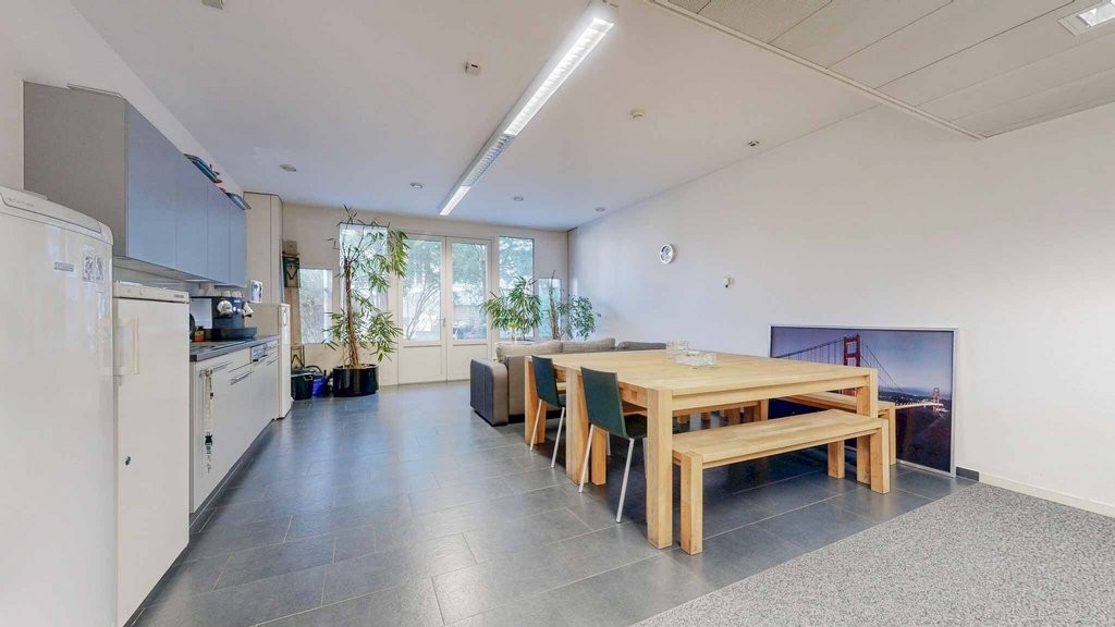 432m² office, photo 9 of 10