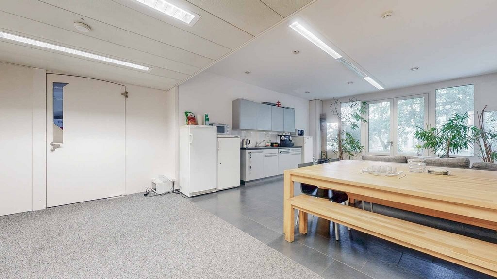 432m² office, photo 3 of 10