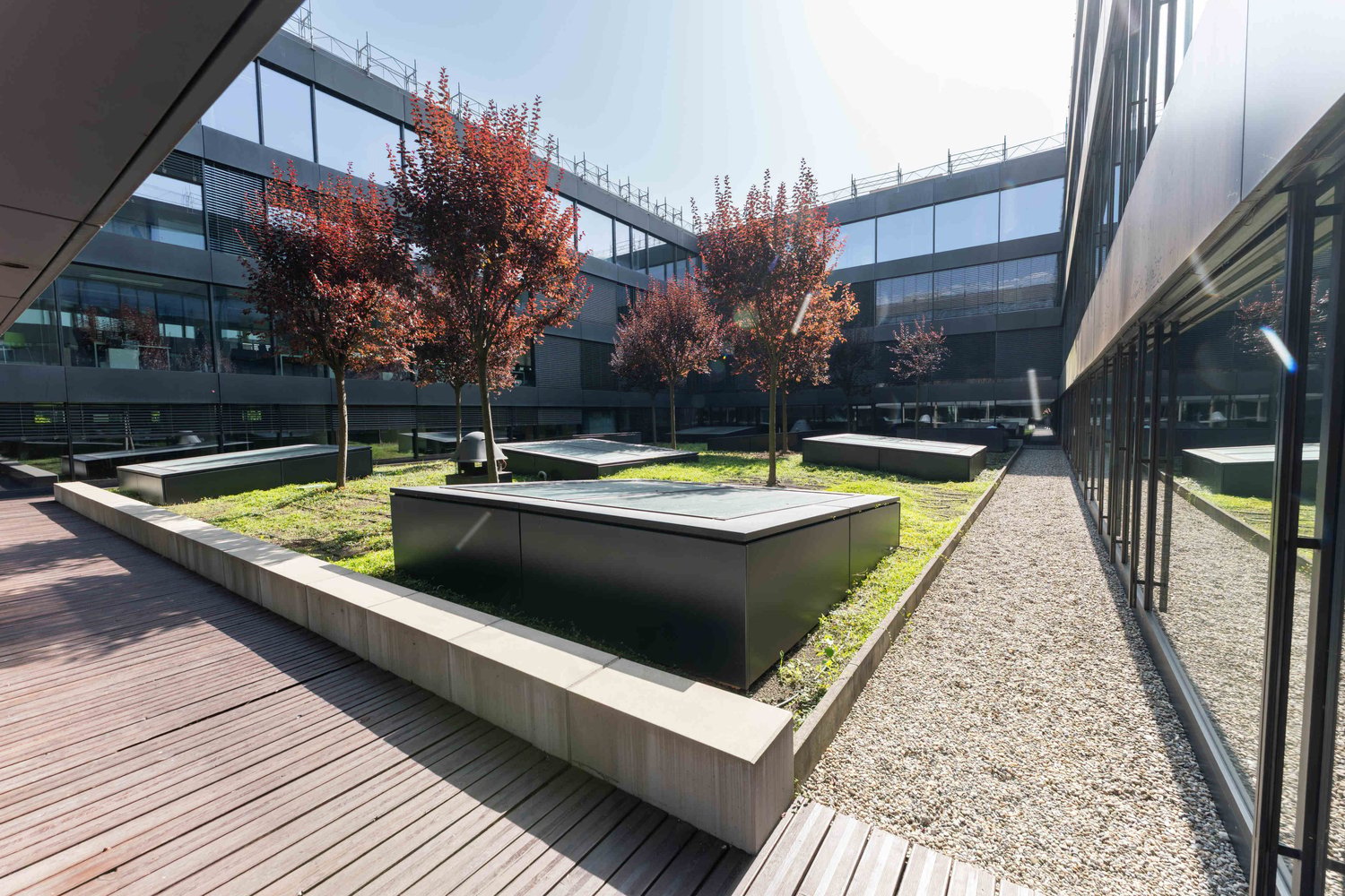 450m² office