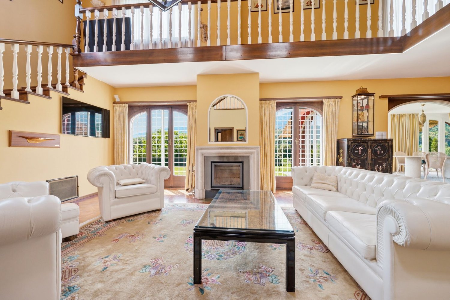 8 rooms villa (6)