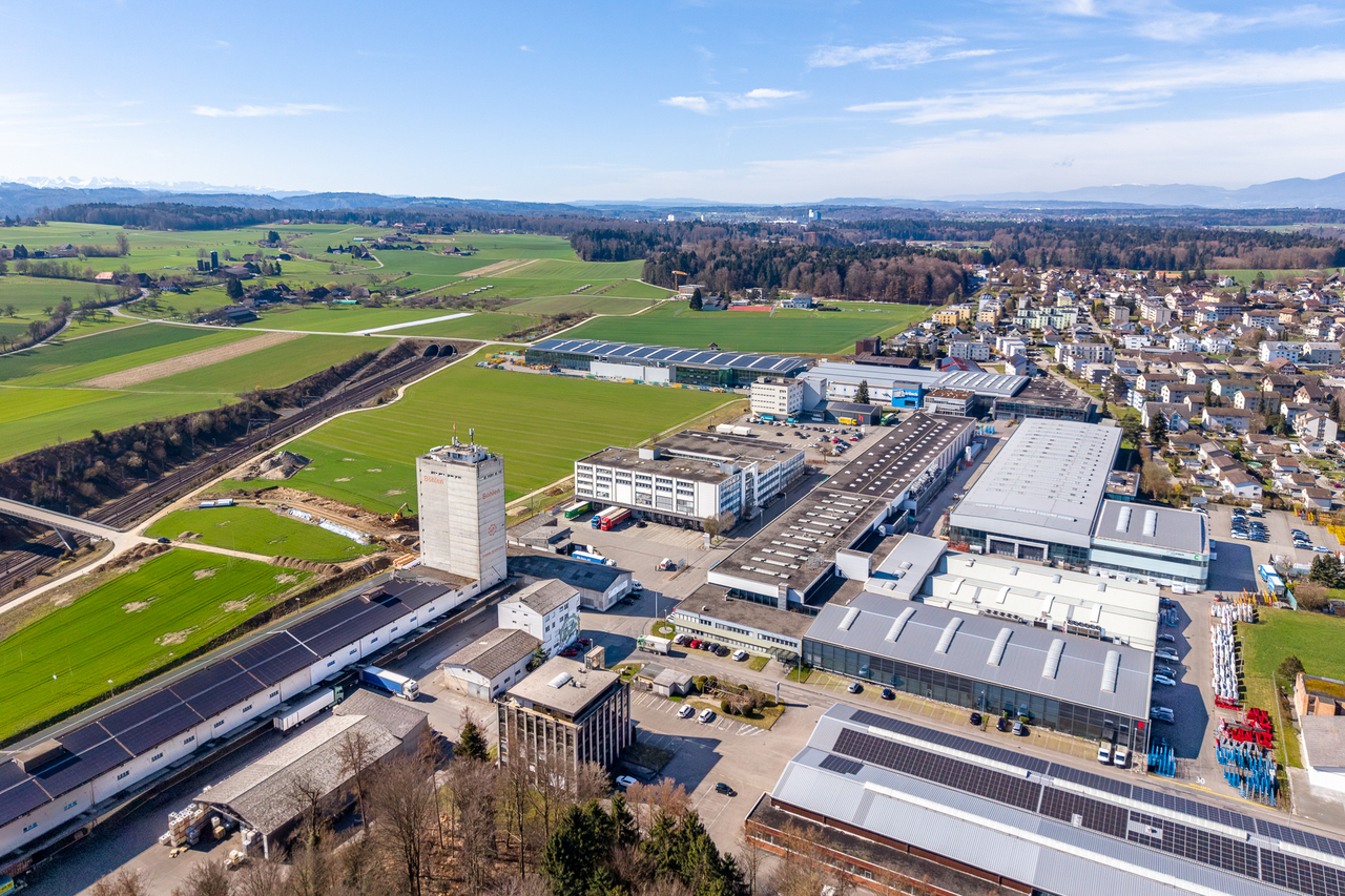 2500m² commercial, photo 1 sur 10