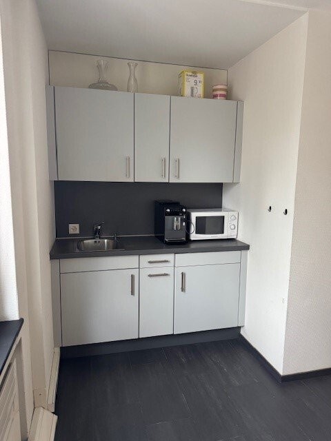 109m² office, photo 1 of 7