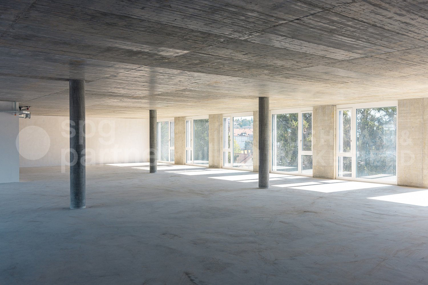 221m² office, photo 3 of 7