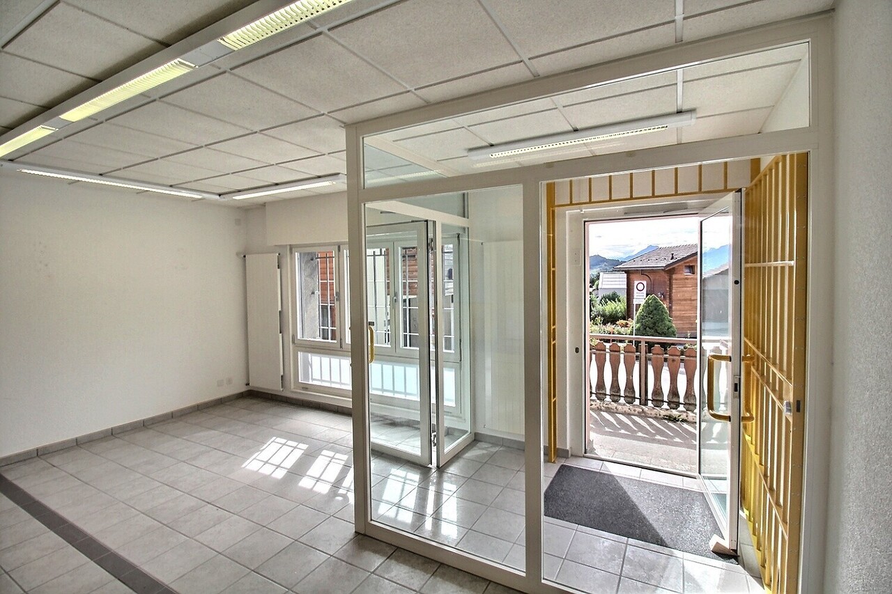 191m² commercial, photo 3 of 10