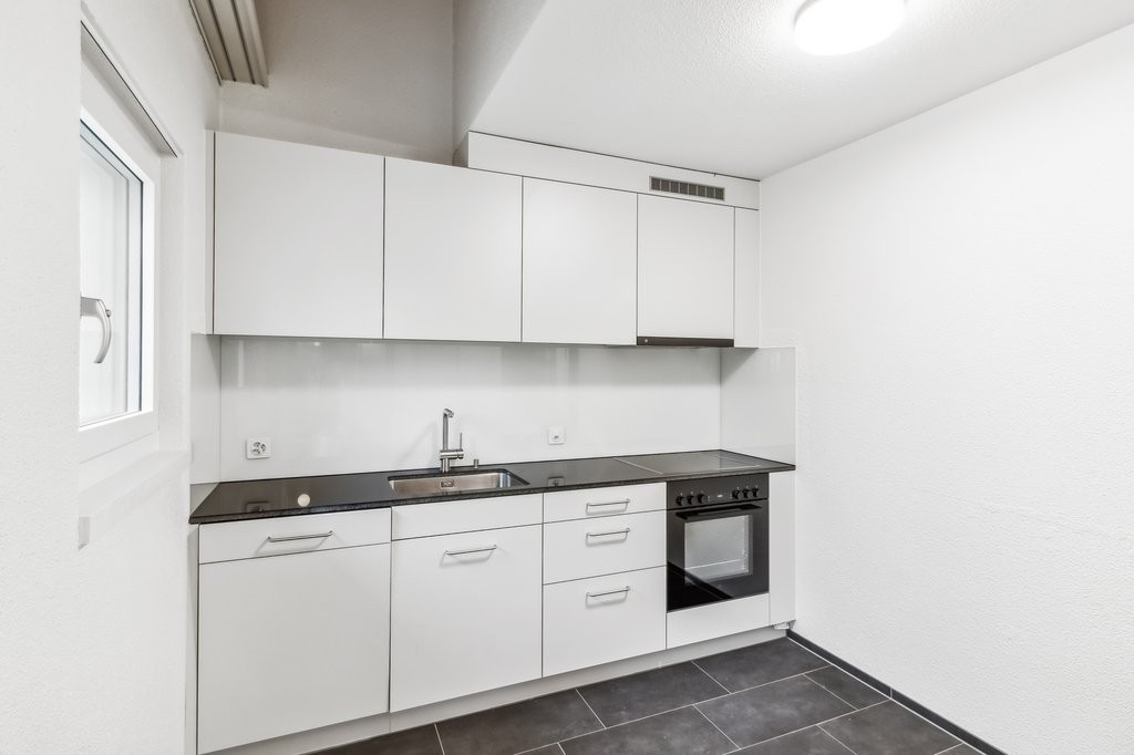 162m² storage room, photo 4 of 8