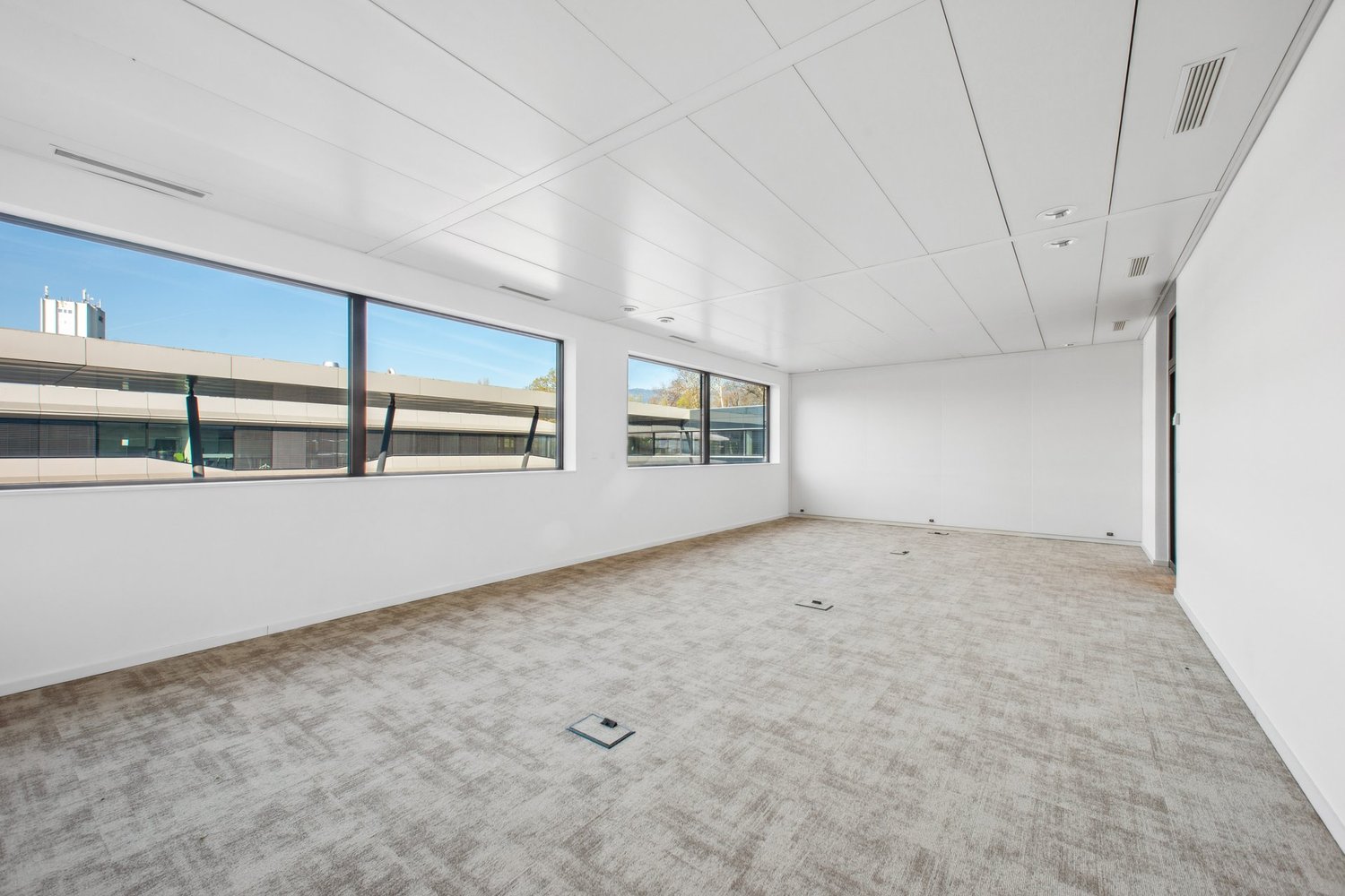 139m² office, photo 5 of 6