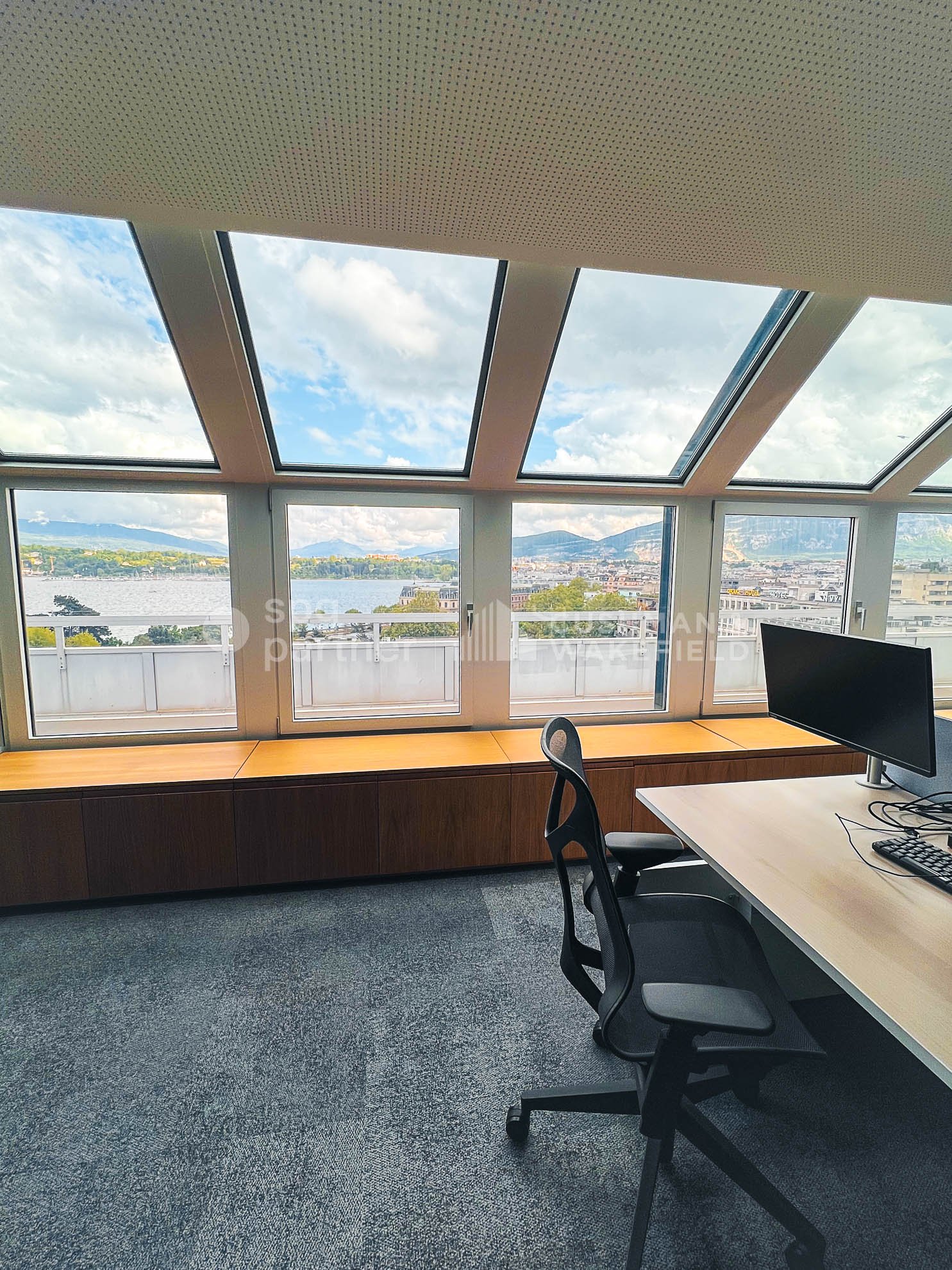 190m² office, photo 6 of 7
