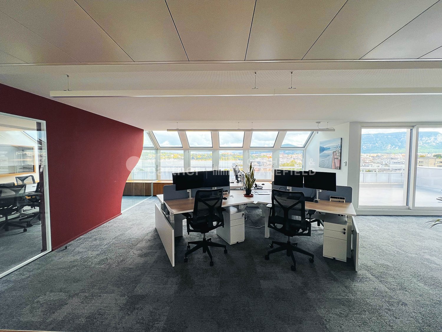 190m² office, photo 2 of 7