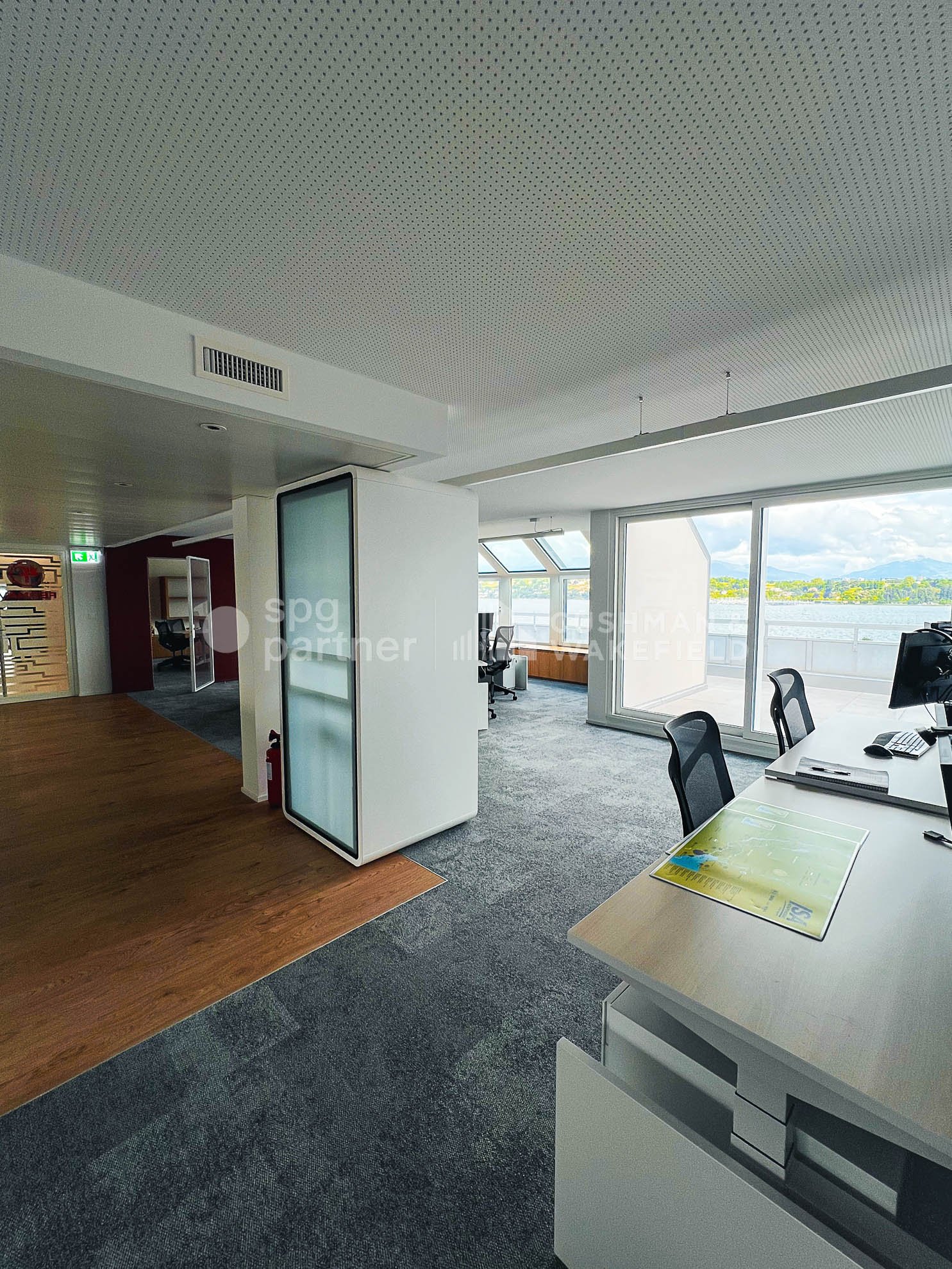 190m² office, photo 7 of 7