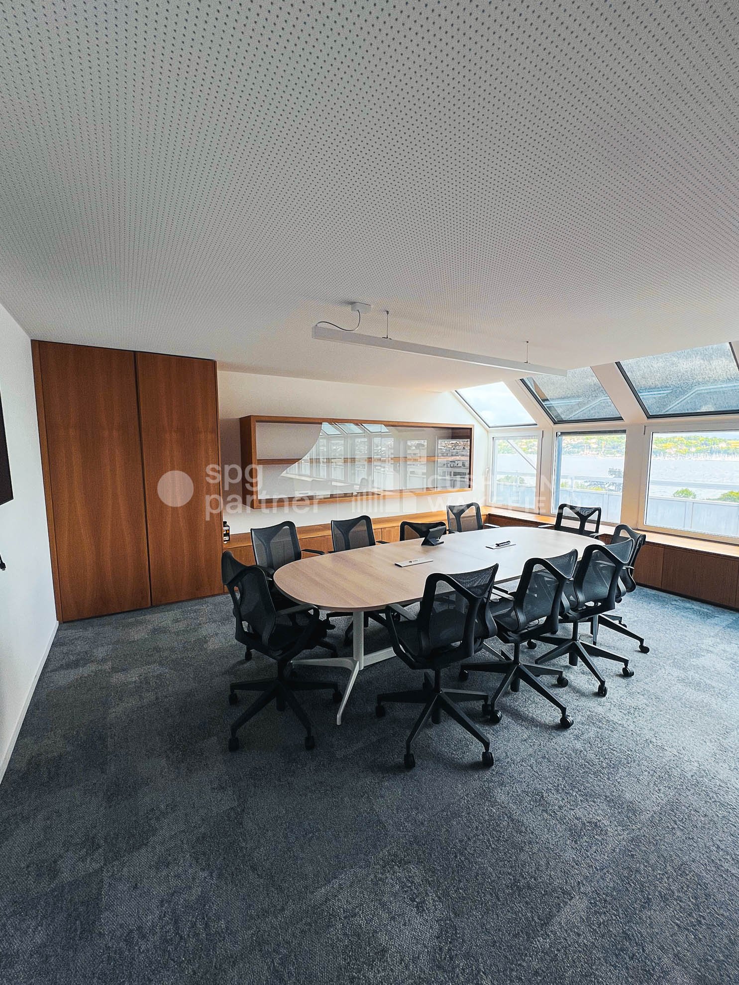190m² office, photo 5 of 7