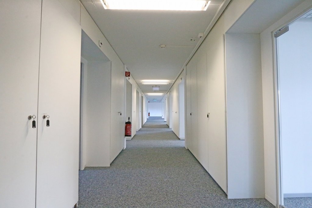 356m² office