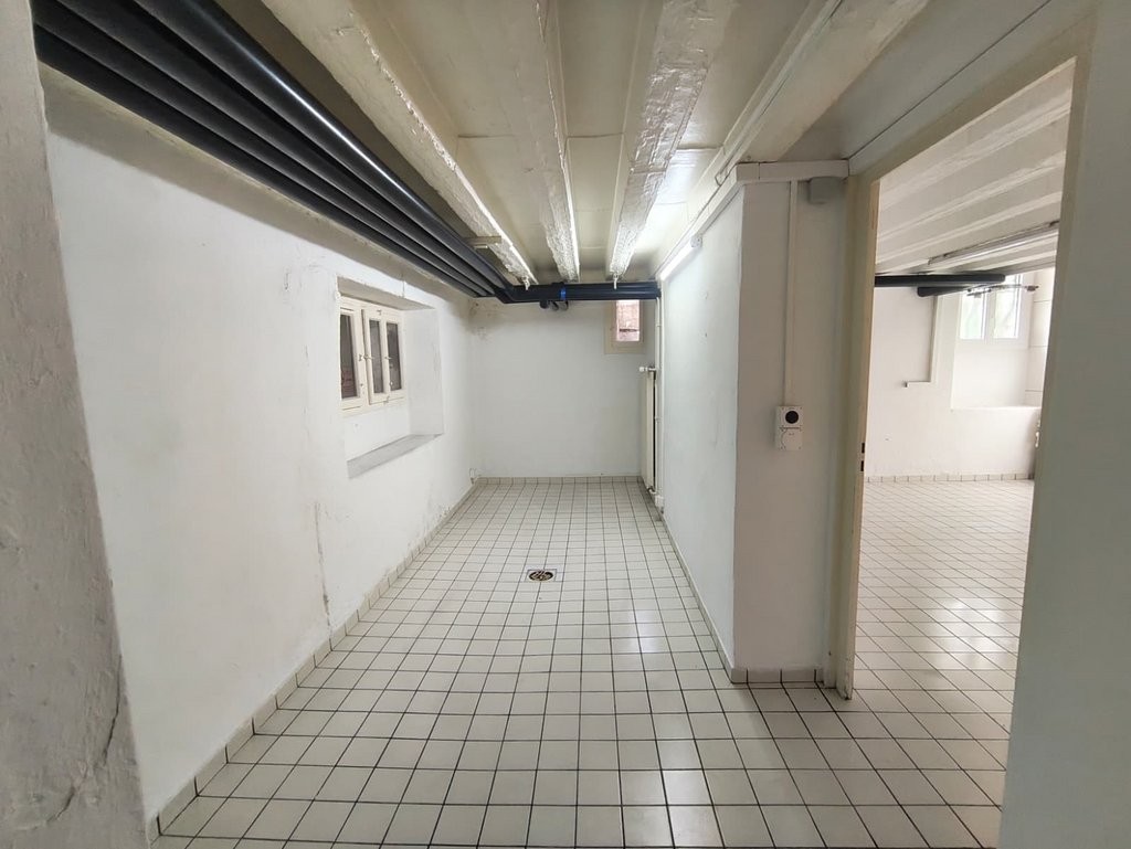 94m² commercial, photo 3 of 7