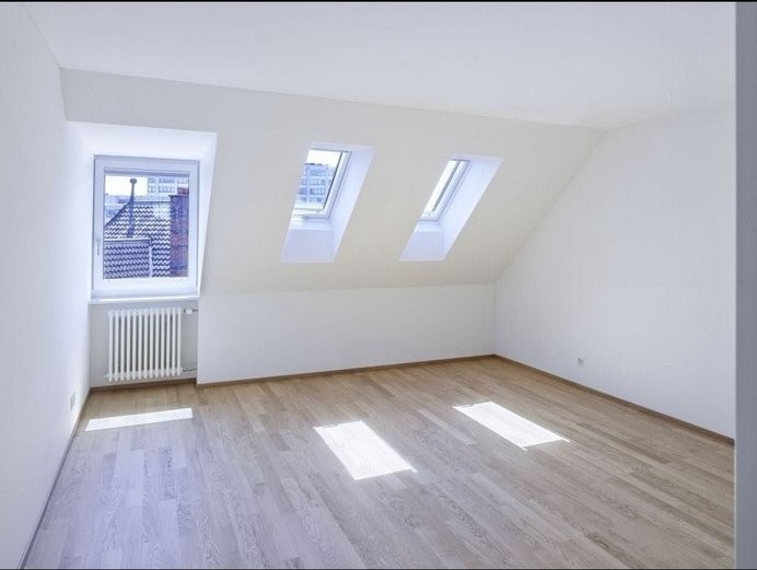 2 rooms apartment, photo 1 of 8