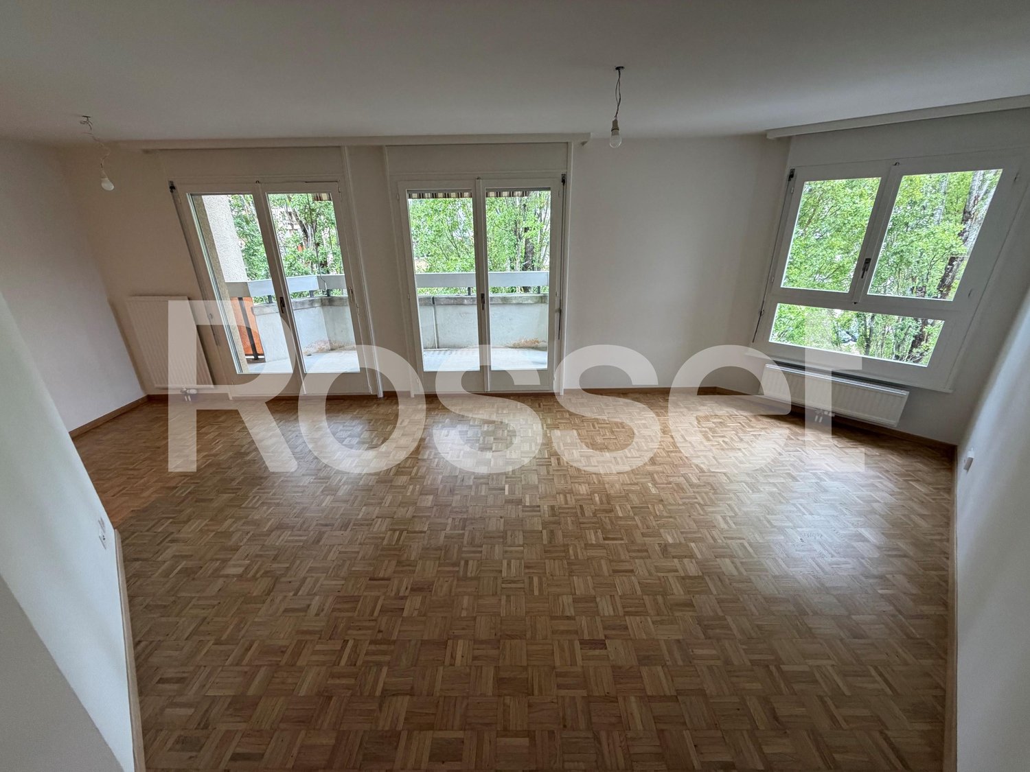 4 rooms apartment, photo 2 of 9