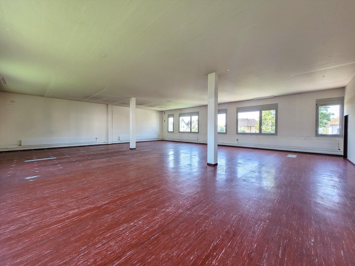 201m² commerciale