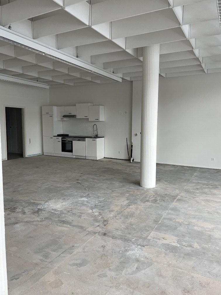 165m² shop, Foto 3 von 8