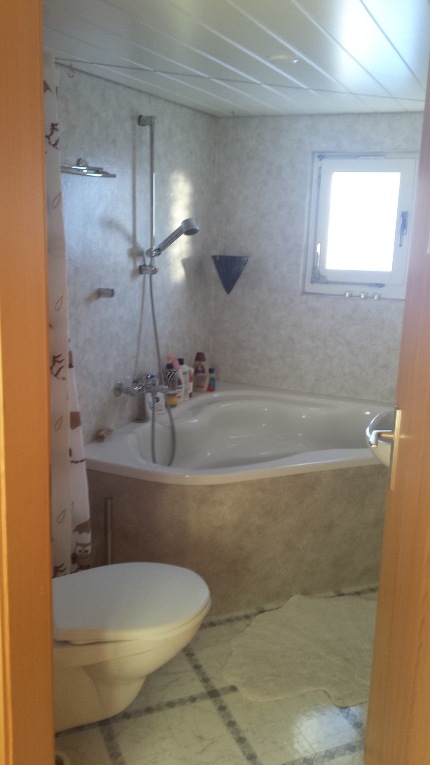 Chambre dans un appartement partagé