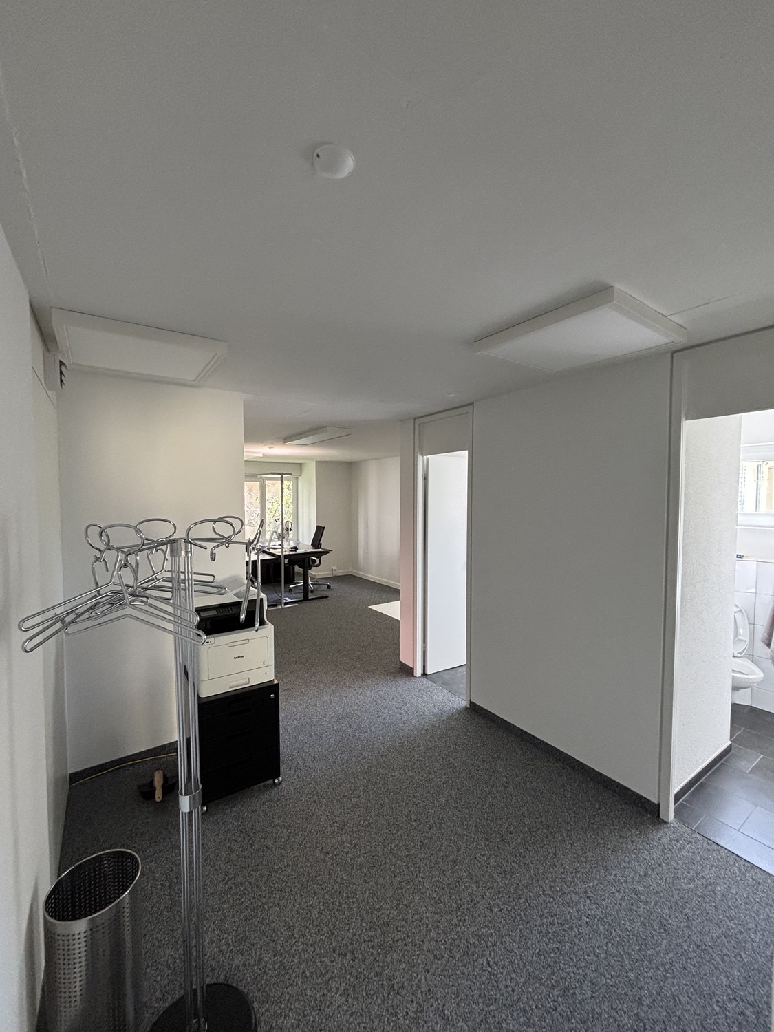 130m² office, photo 1 of 7