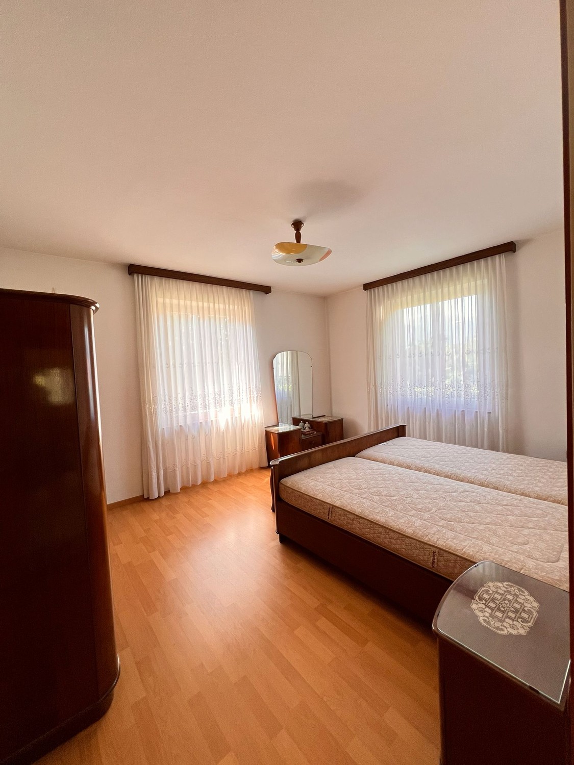 5 rooms single house