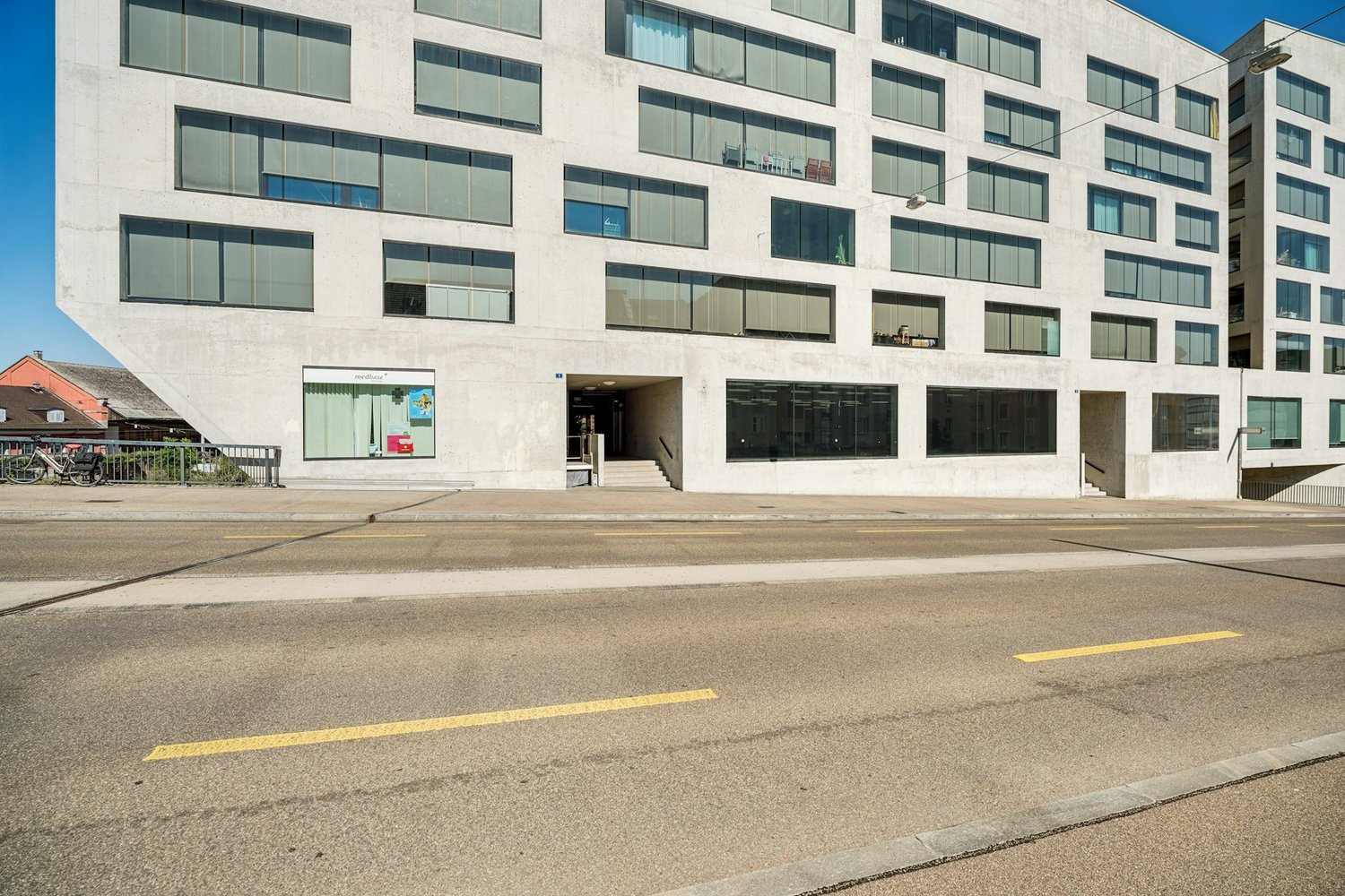 310m² commercial, photo 2 of 10