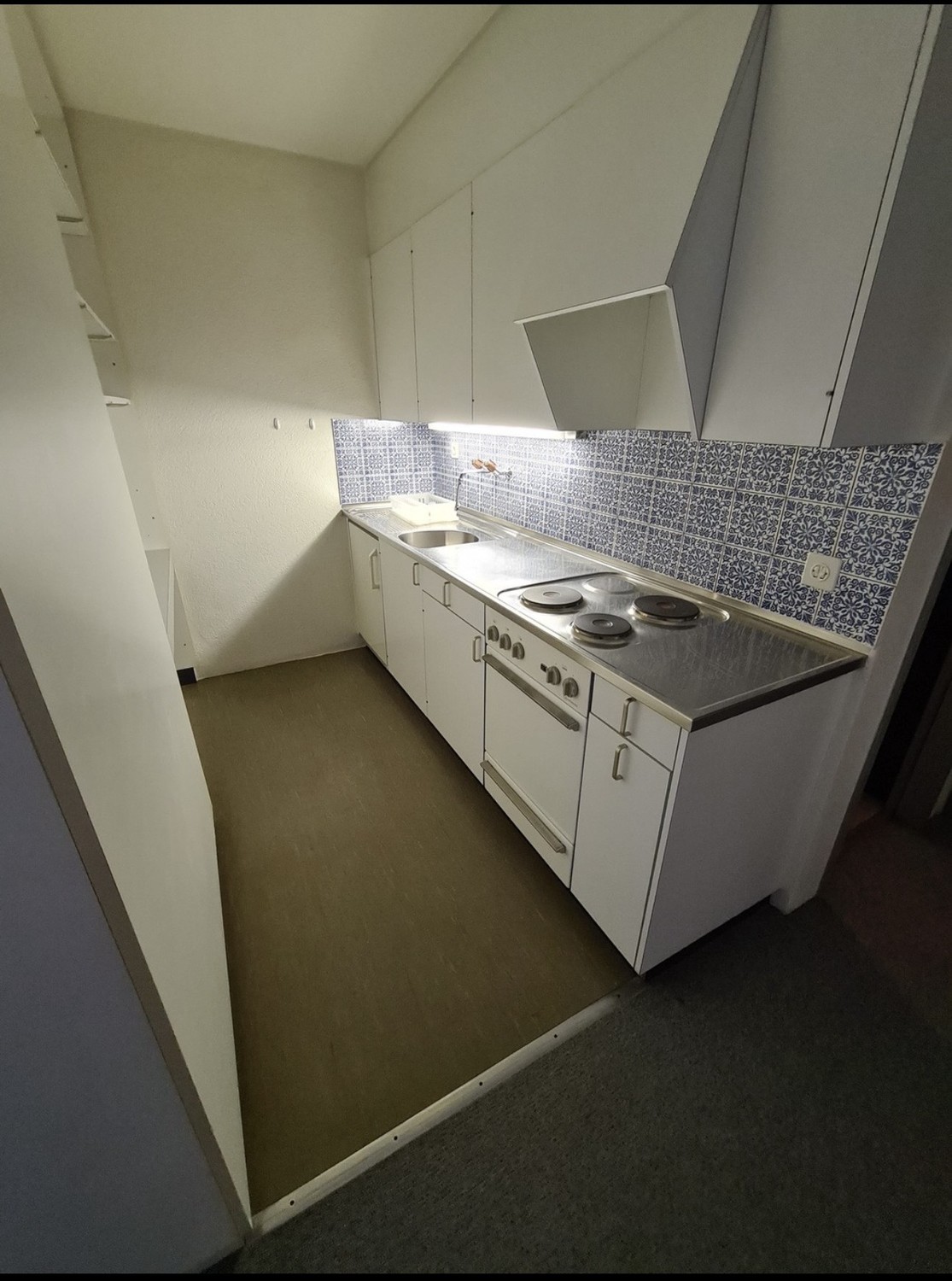 1 room apartment, photo 2 of 3