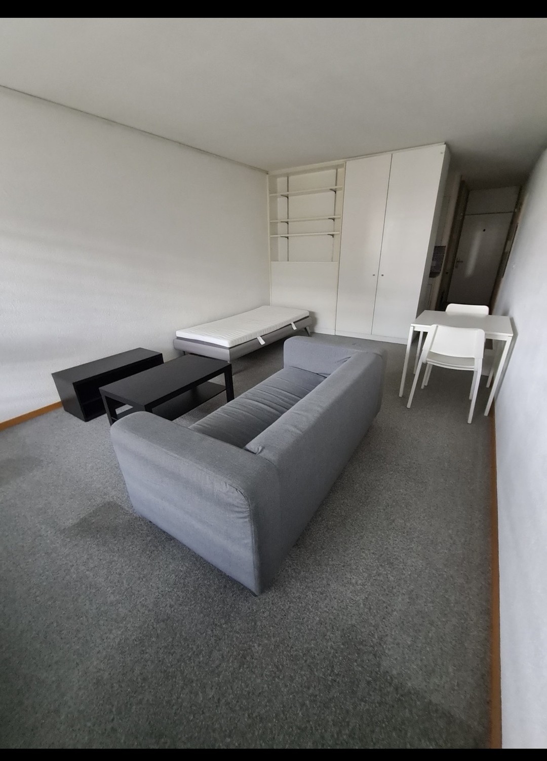 1 room apartment, photo 1 of 3