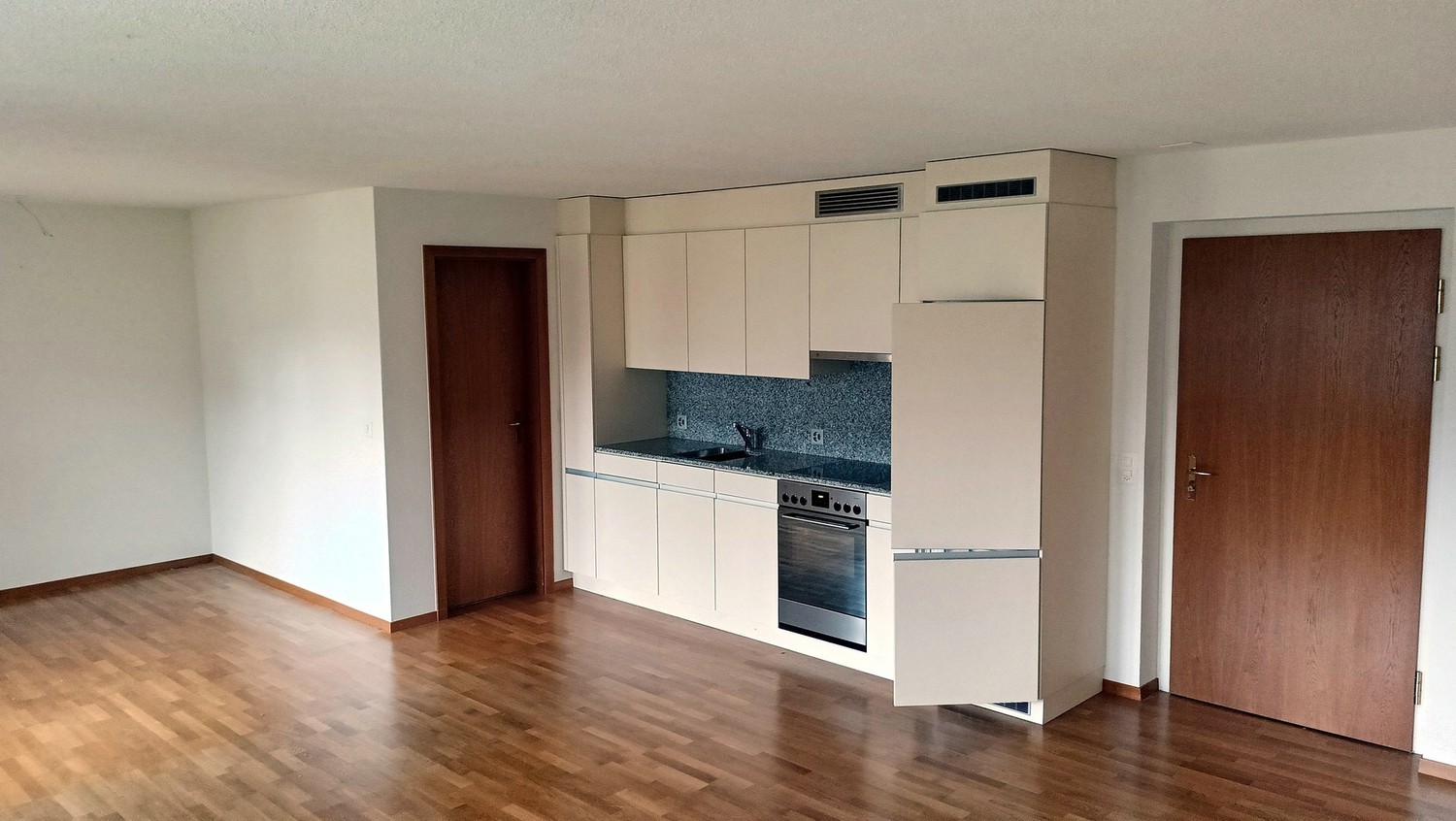 1 room apartment, photo 3 of 4