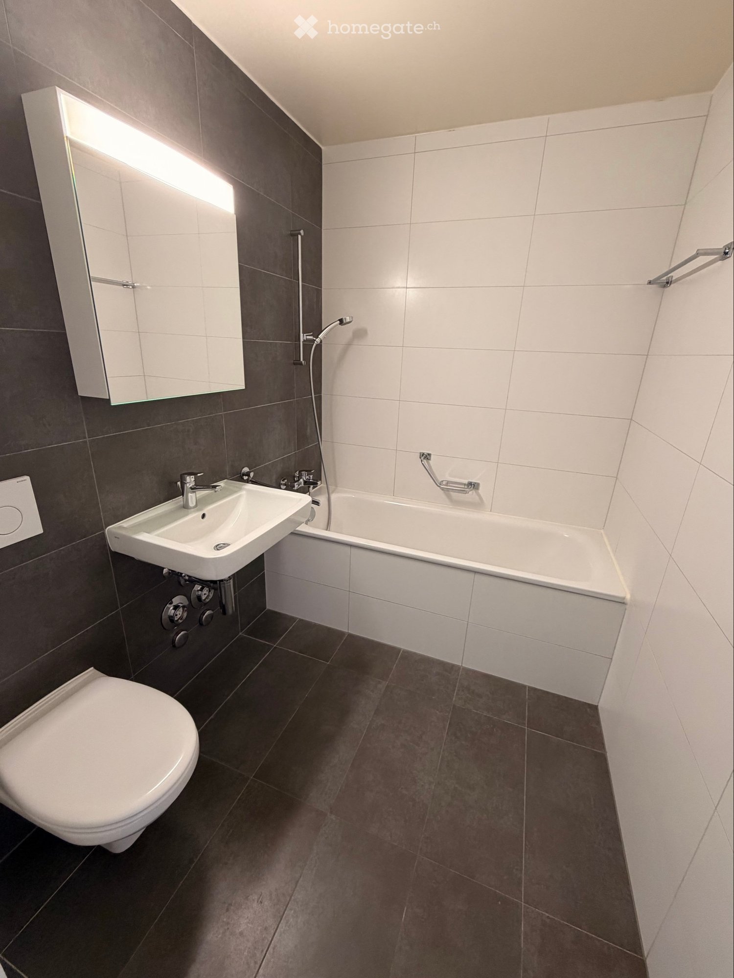 3 rooms apartment