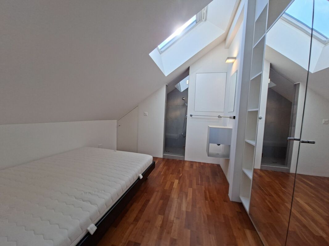 4 rooms roof flat
