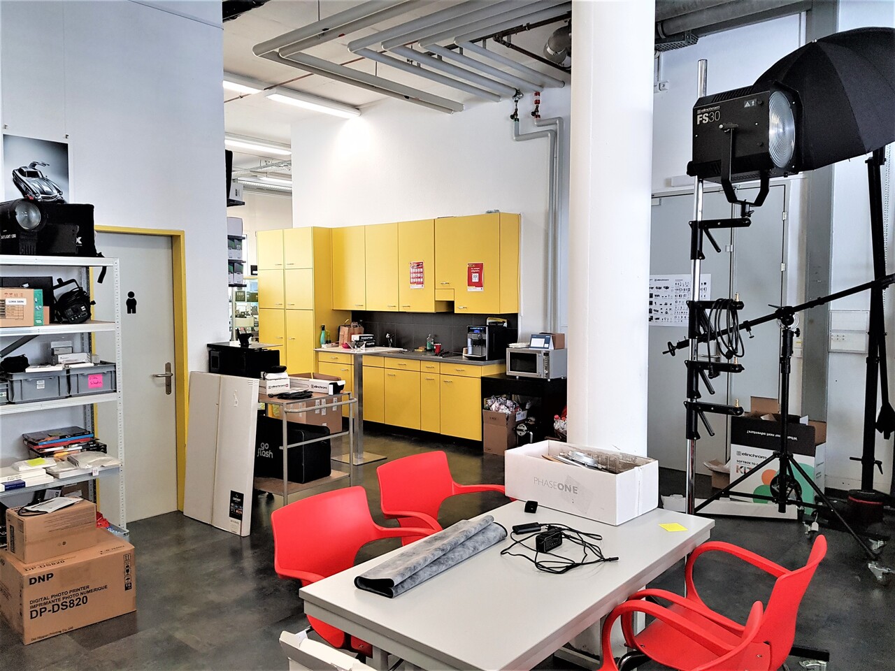 240m² commercial, photo 3 of 4