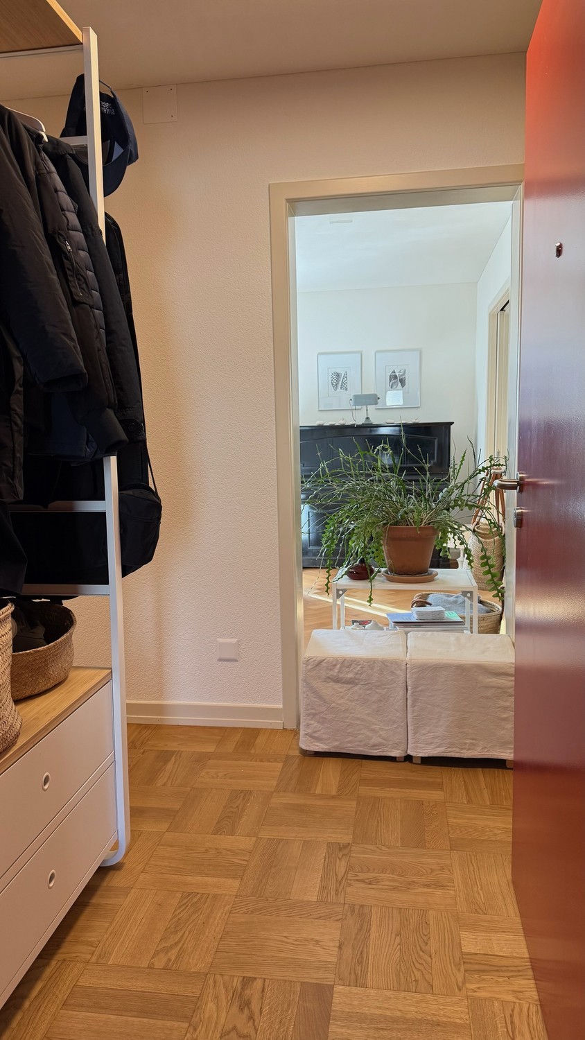 4 rooms apartment, photo 2 of 10