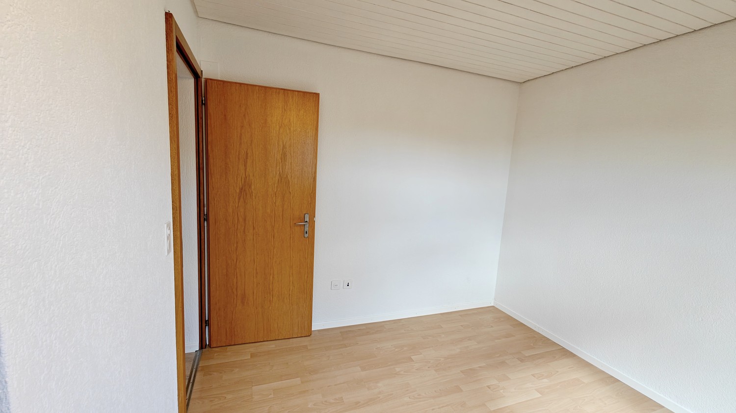 1 room apartment, photo 2 of 7
