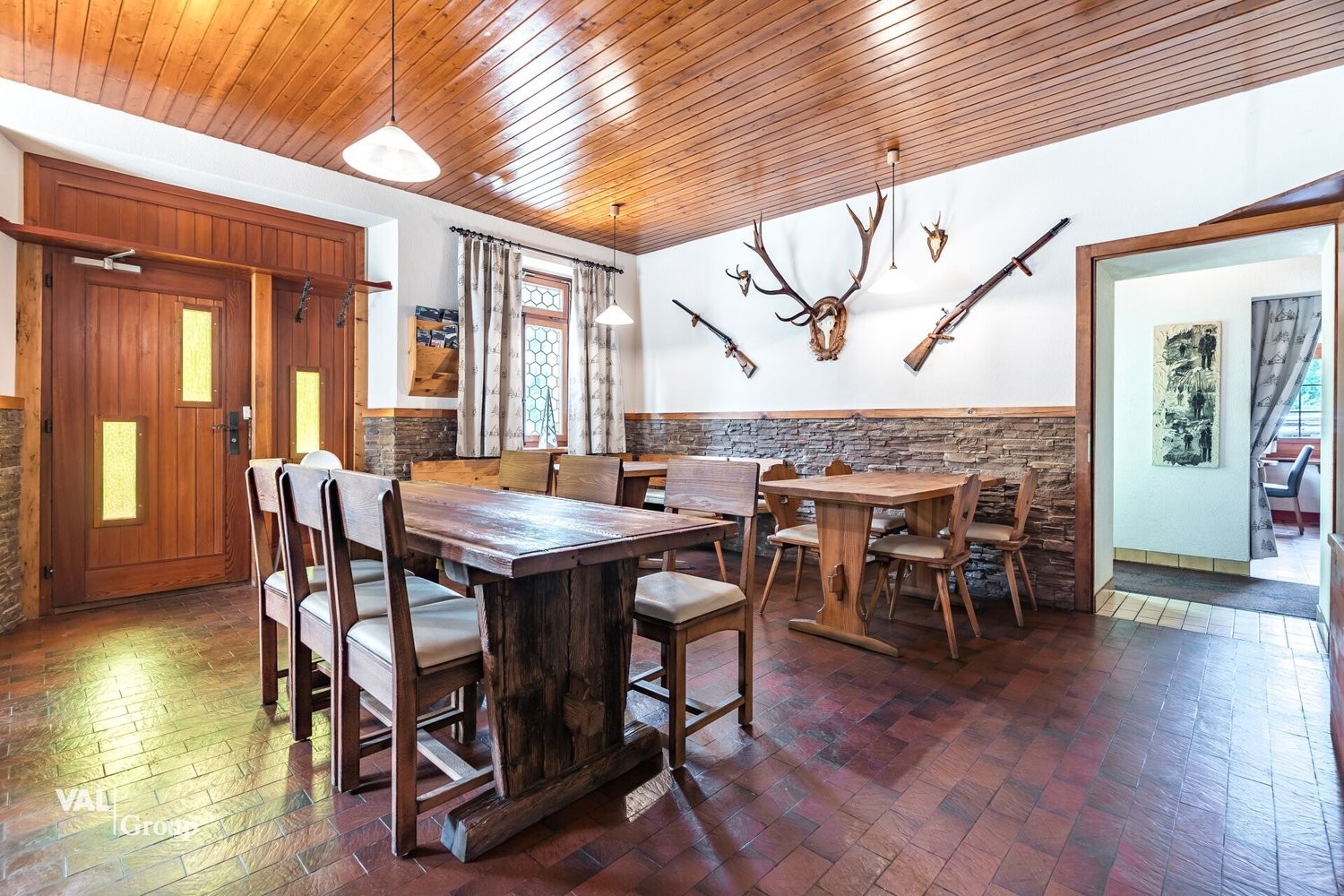 Immeuble d'habitation / commercial