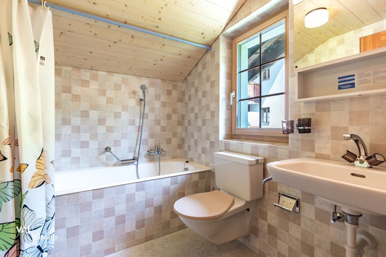 Immeuble d'habitation / commercial