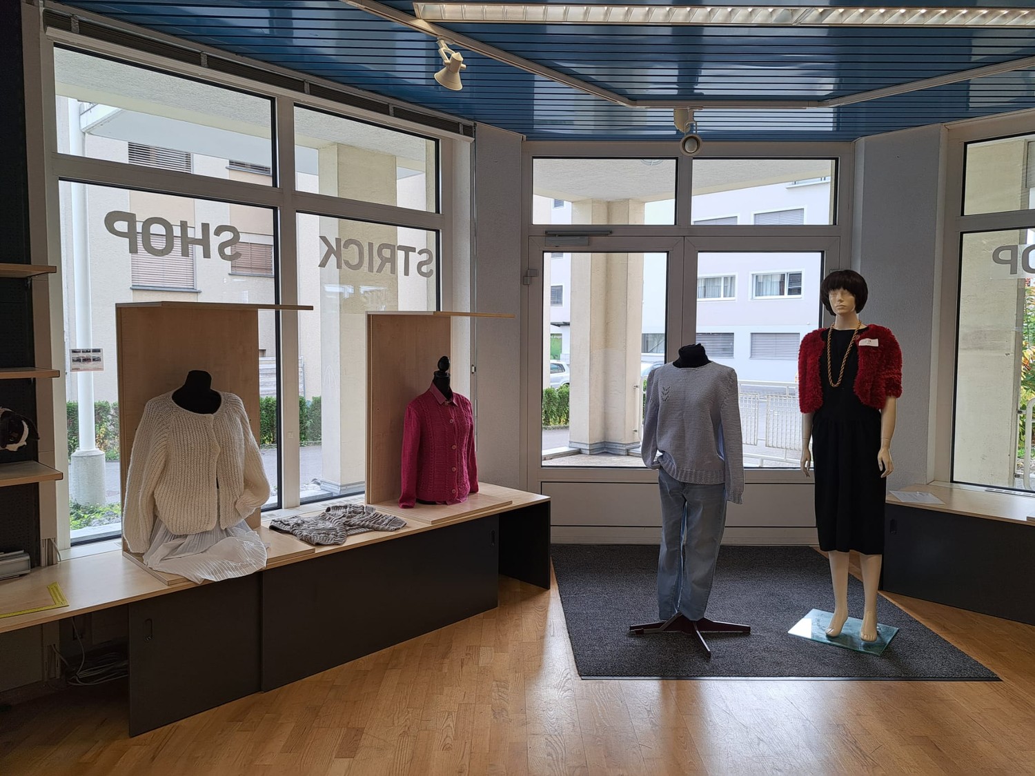 54m² commercial