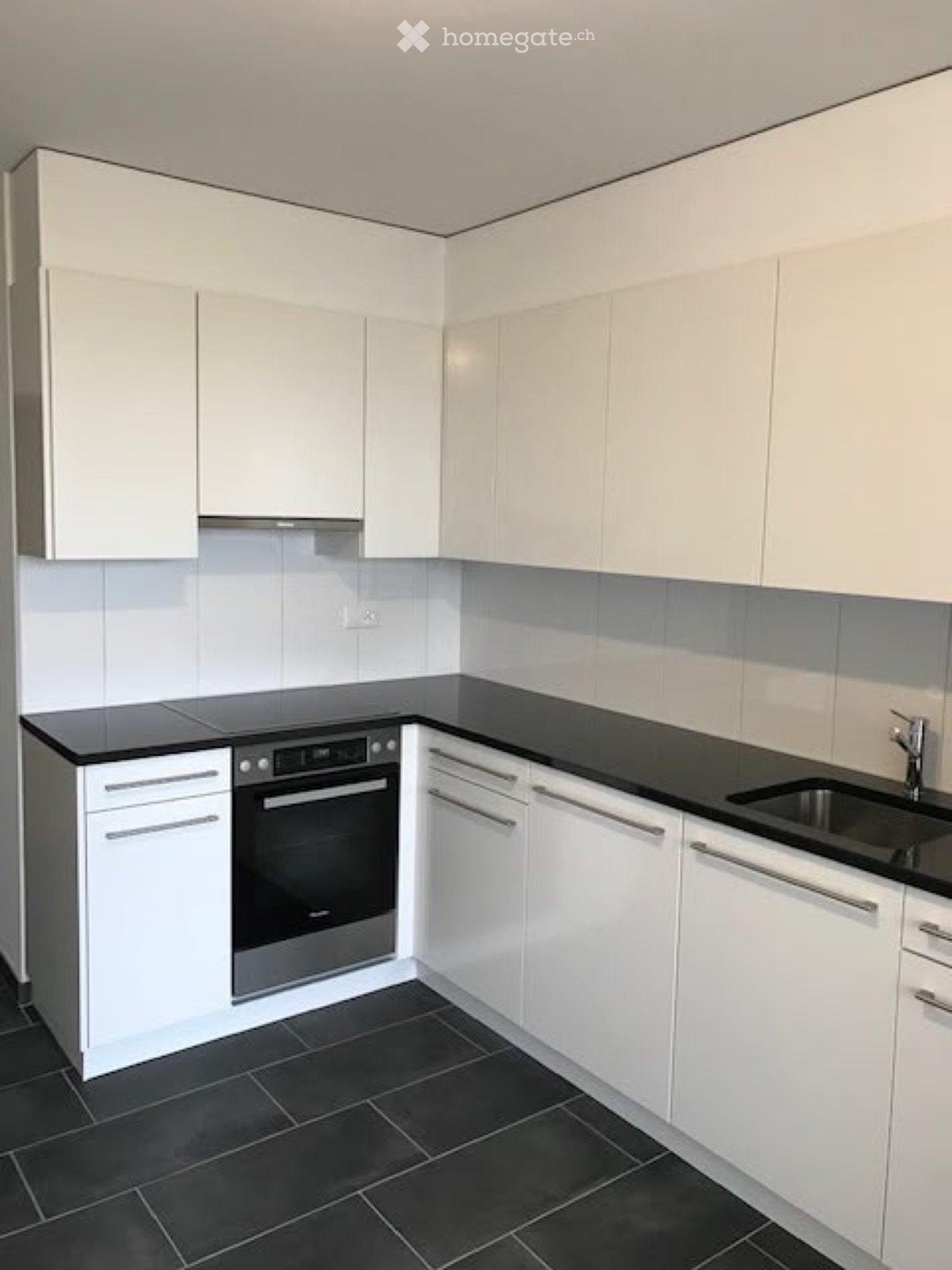 3 rooms apartment, photo 2 of 5