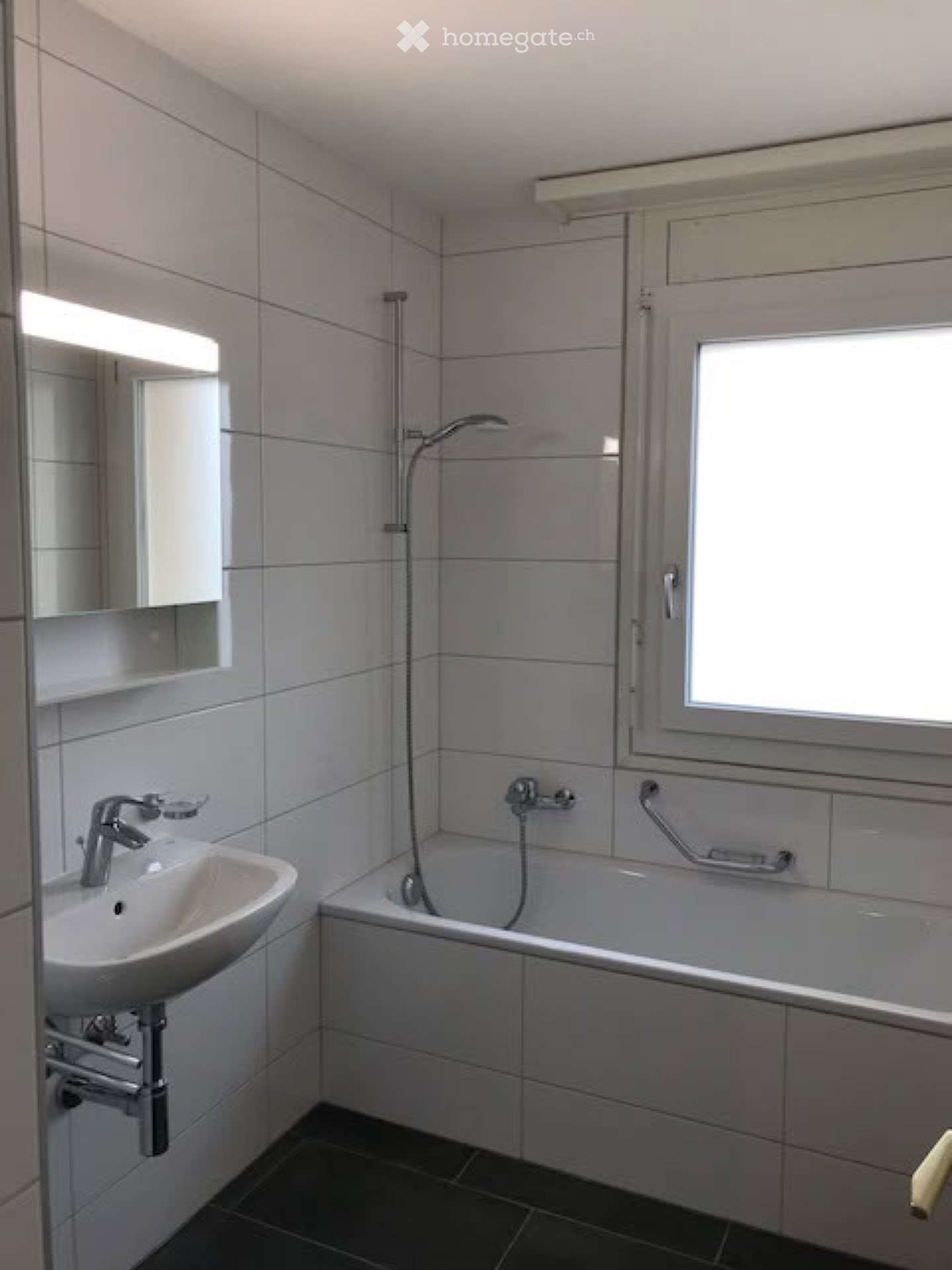 3 rooms apartment, photo 3 of 5