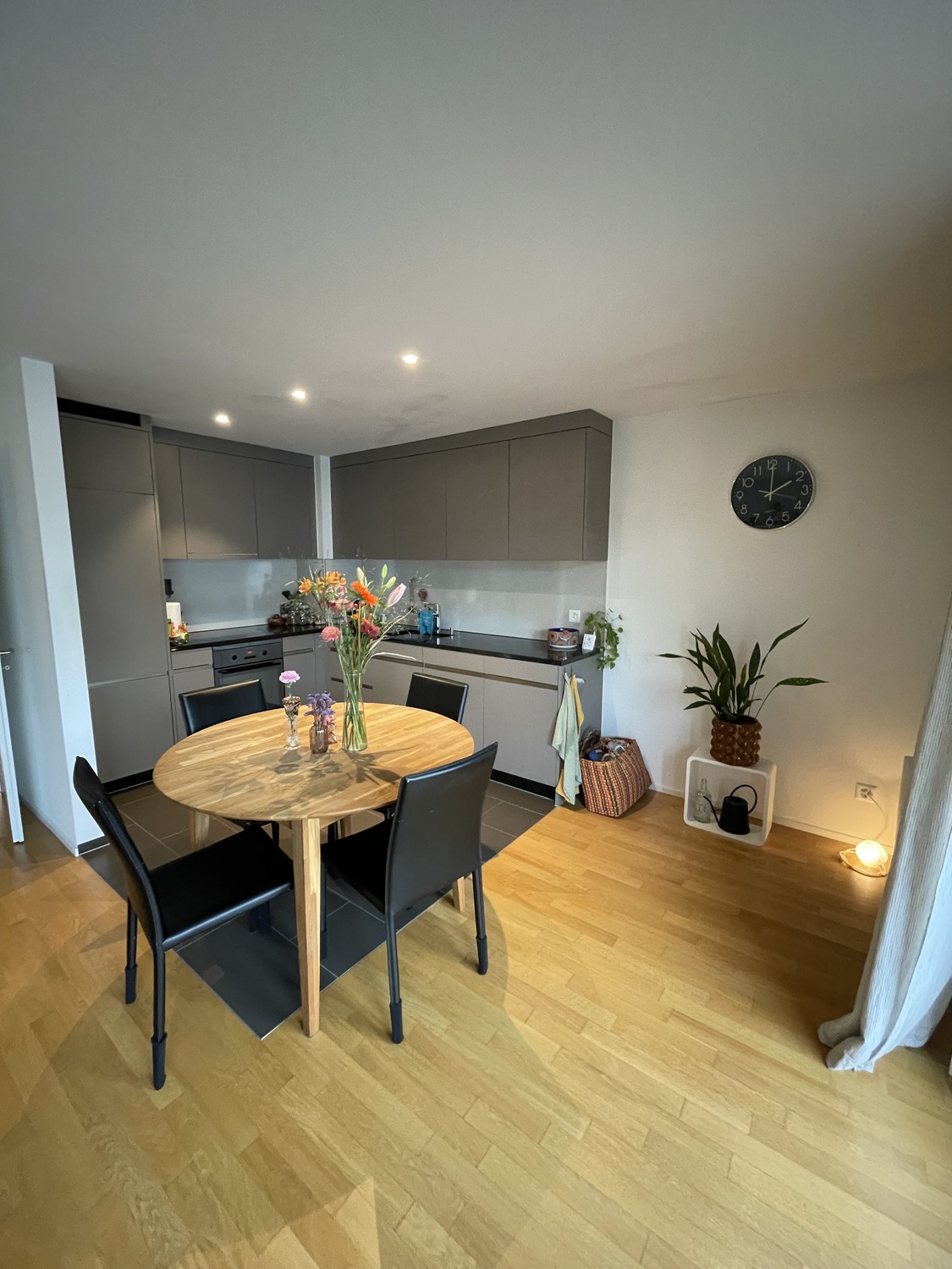 3 rooms apartment, photo 2 of 6